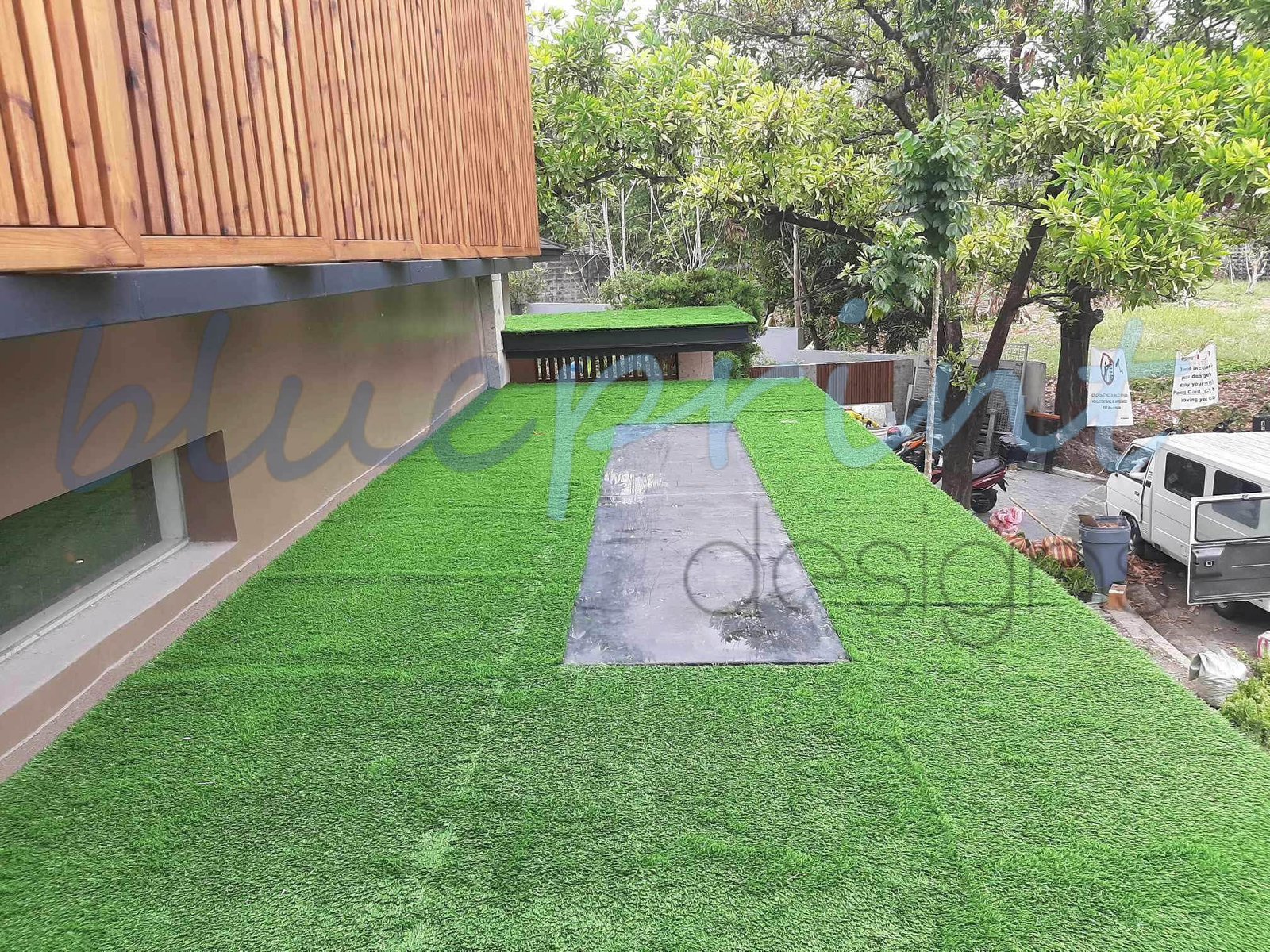 artificial-grass-vs-real